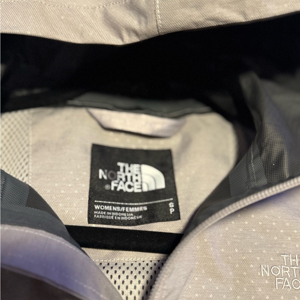 The North Face Wind Breaker Jacket - image 8